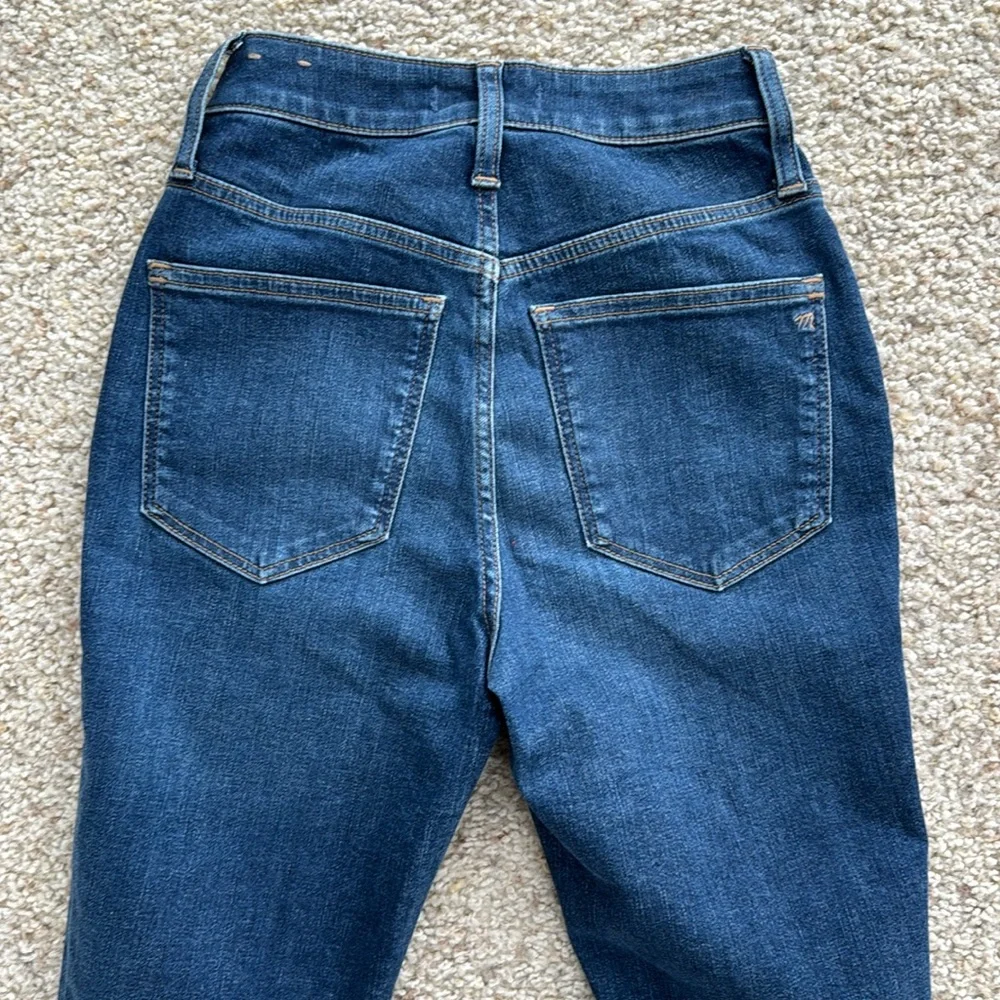 Madewell Curvy High Rise Skinny Jeans - Picture 4 of 5
